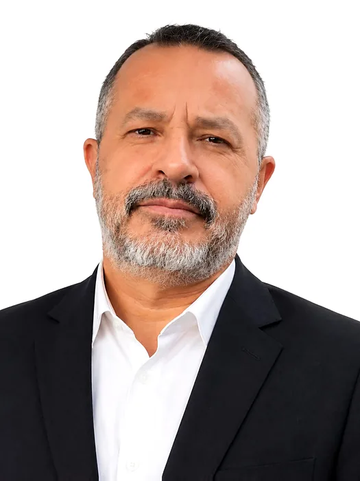 Hicham Majdi, expert en matériaux et finitions chez ALVENO